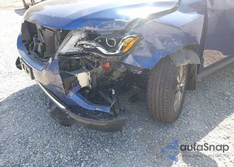 2017 Nissan Pathfinder S z USA, uszkodzony, nr VIN 5N1DR2MM0HC692606